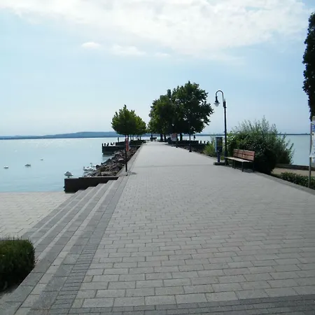 Holiday In Revfulop/balaton 19614 Balatonfenyves